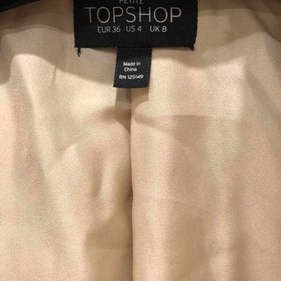 Topshop Sherpa teddy coat. Oversized look. Petite size US 4. Like new. - Picture 2 of 4